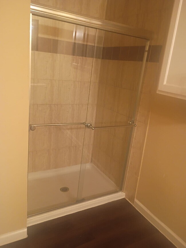 Building Photo - 3014 Bloomfield St