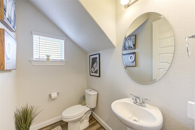 Building Photo - 4210 Peaceful Pines Ln