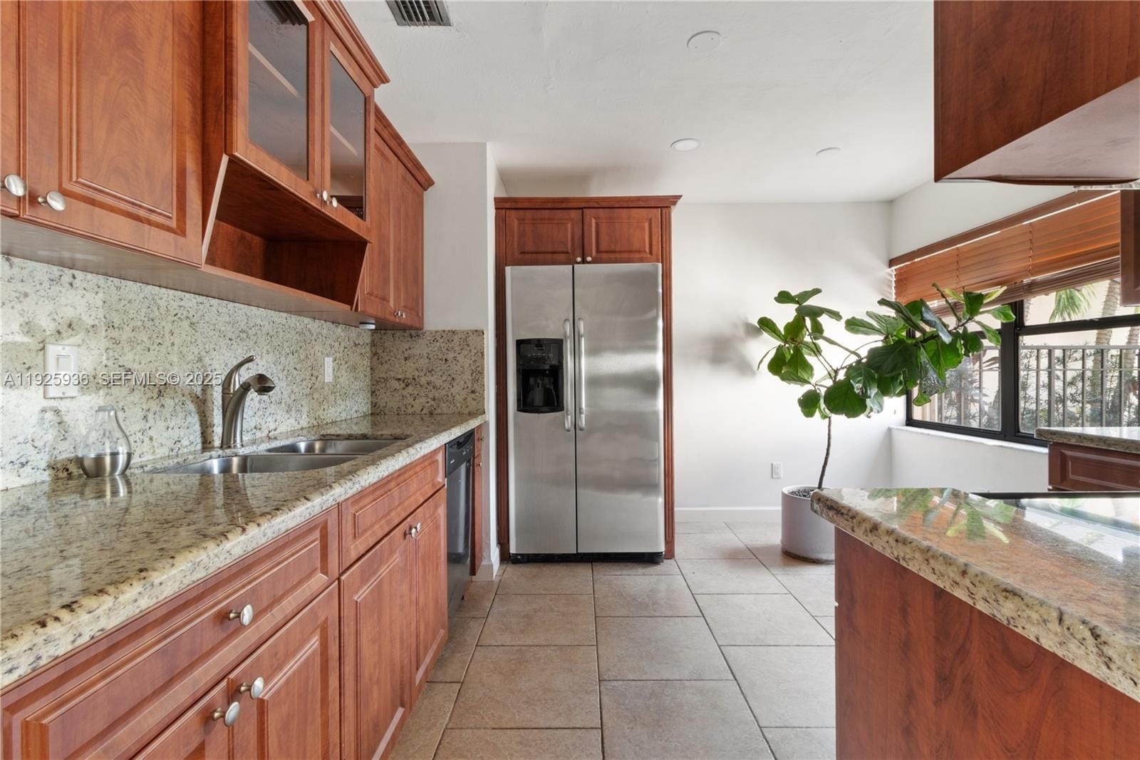 Building Photo - 10161 SW 137th Ct