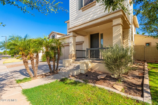 Building Photo - 15315 W Wethersfield Rd