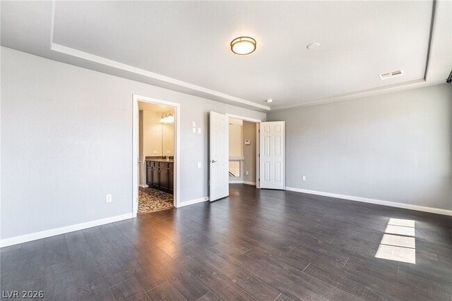 Building Photo - 5282 Ledgewood Creek Ave