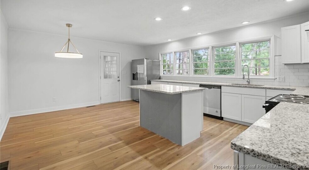 Building Photo - 3516 Edna St