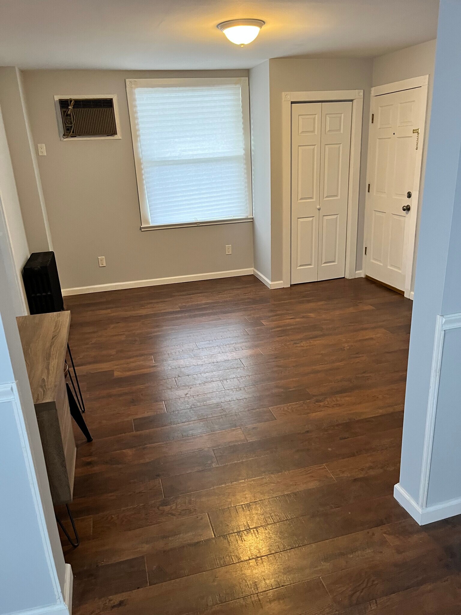 Main Living 2 - 125 Weaver Ave