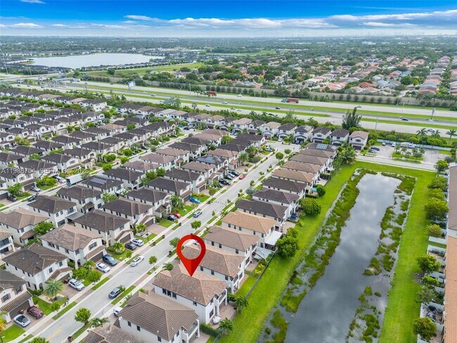 Building Photo - 3332 W 95th Terrace