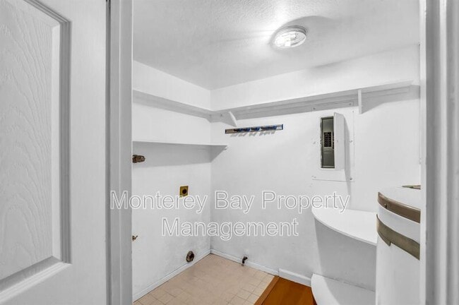 Building Photo - 29 Montsalas Dr