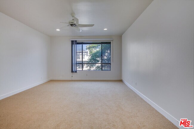Building Photo - 1531 Camden Ave