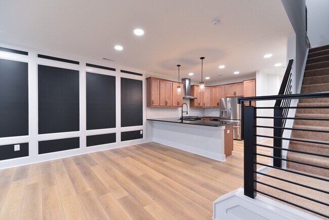 Building Photo - 4093 Elk Crk Ln