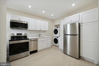 Building Photo - 2308 E Allegheny Ave
