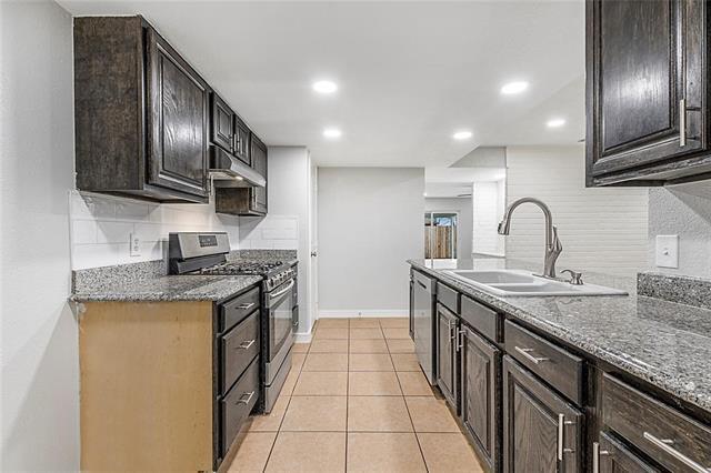 Building Photo - 1100 Brush Creek Dr