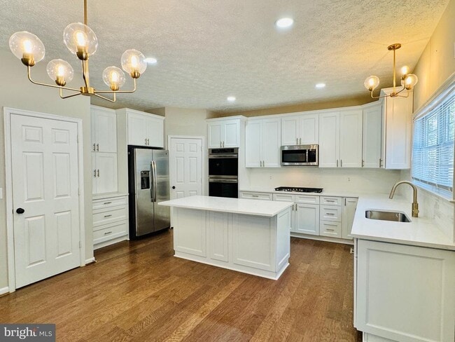 Building Photo - 52 Lightfoot Dr