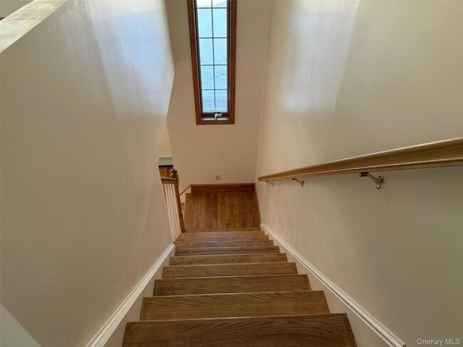 Building Photo - 88 Pierce Cir