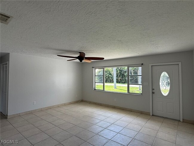 Building Photo - 7440 Tropical Ln