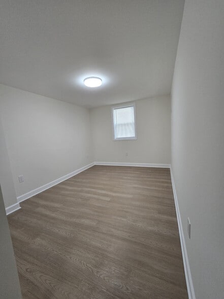 Building Photo - 5525 Norbeck Rd