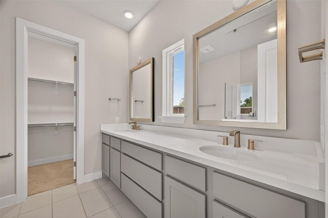 Building Photo - 4906 Tanyard Manor Dr