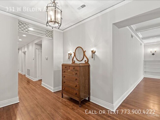 Building Photo - 331 W Belden Ave