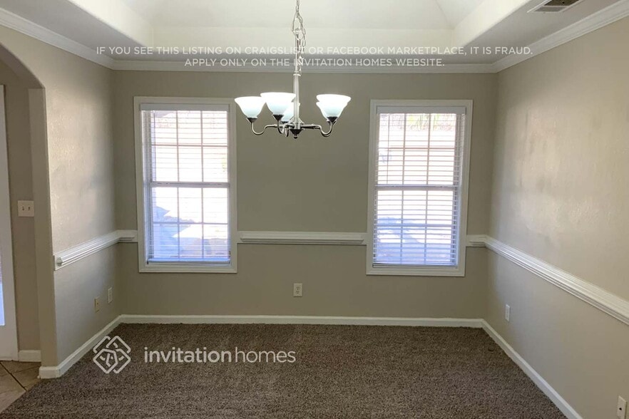 Building Photo - 101 Hunters Chase