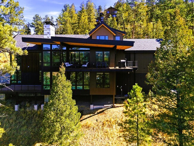 Building Photo - 4475 Forest Trail