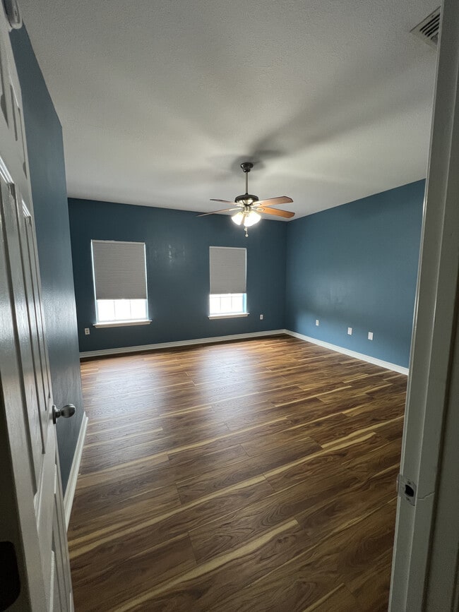 Building Photo - 641 Gap Creek Dr