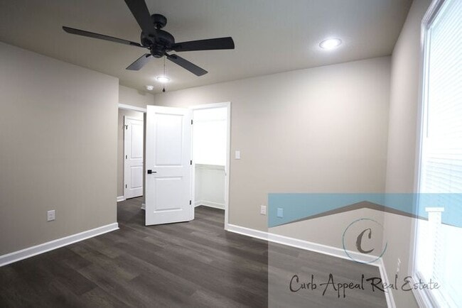 Building Photo - Brand new construction 2 bed 1 bath apartment - includes utlities, washer and dryer!!