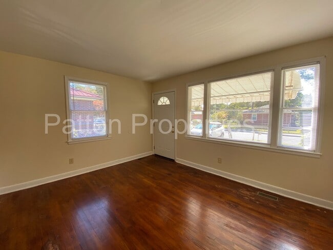 Building Photo - Standish Acres Home