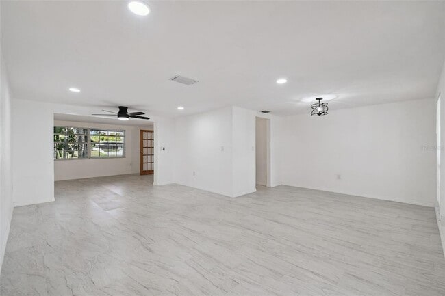 Building Photo - 3513 Landale Dr