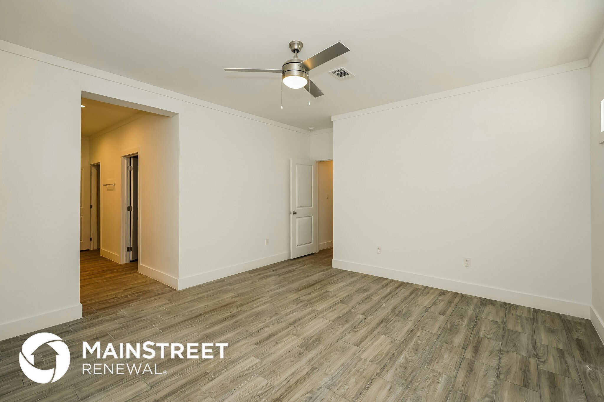 Building Photo - 2003 E Overton Rd