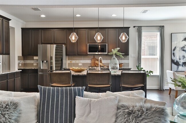 Building Photo - 2215 Tonkawa Trl