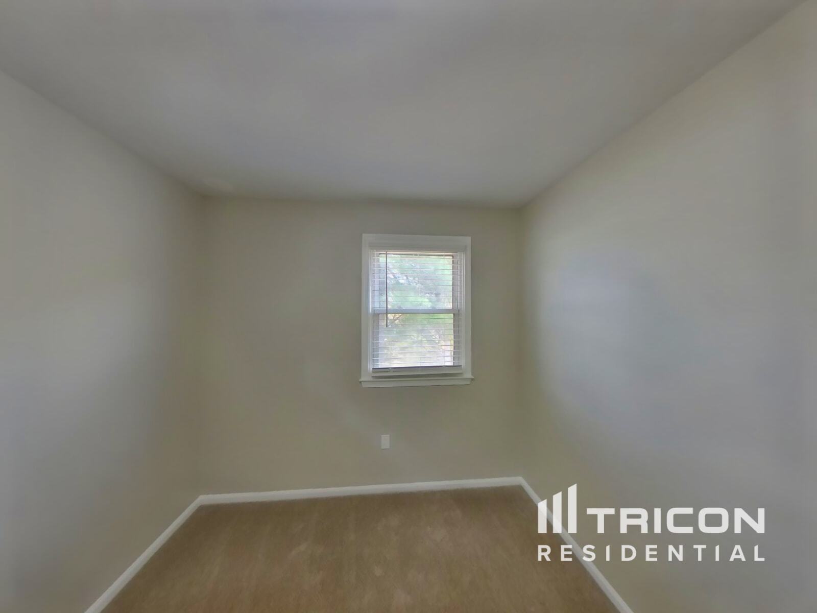 Building Photo - 402 Vixen Pl