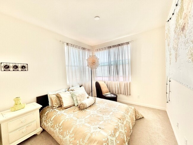 Building Photo - 1105 Canal St