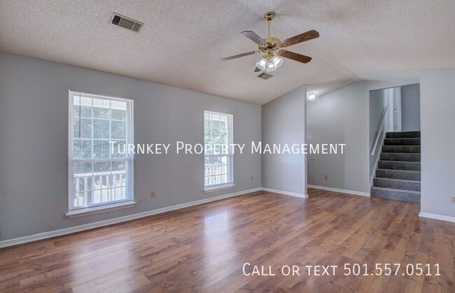 Building Photo - 1424 Mesquite Dr