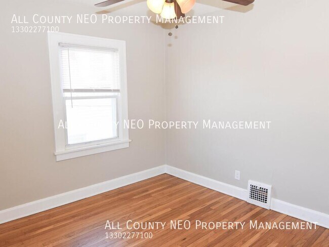 Building Photo - 1442 Cordova Ave