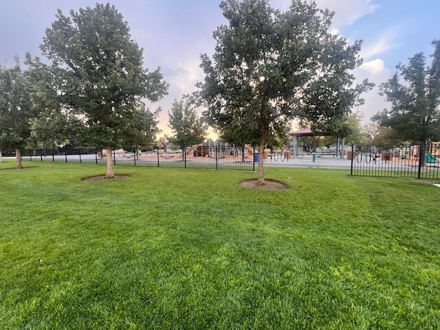 Building Photo - 5435 N Vercelli Way