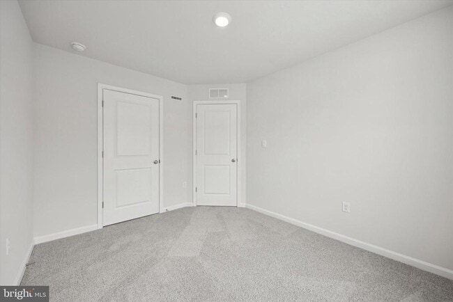 Building Photo - 163 Sandy Rdg Rd