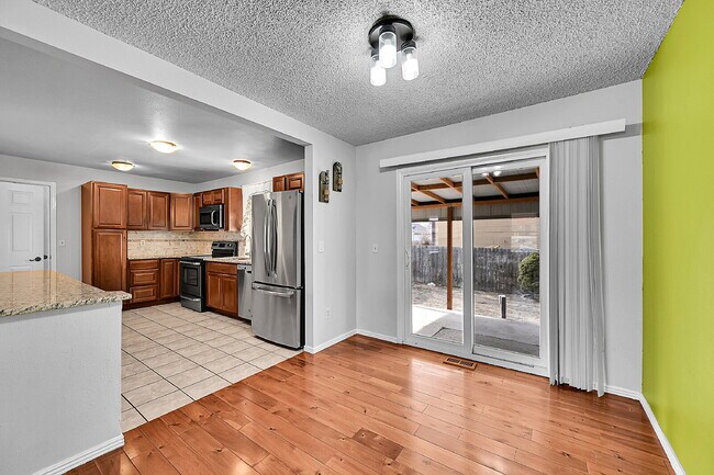 Building Photo - $2,200.95, $300 off the first month's rent, 4 Beds - 2 Bath, Single Family Home in Colorado Sprin...