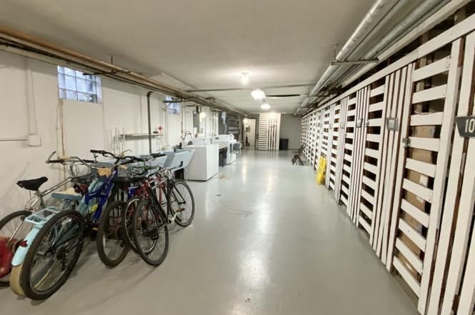 Building Photo - 8450 Skokie Blvd