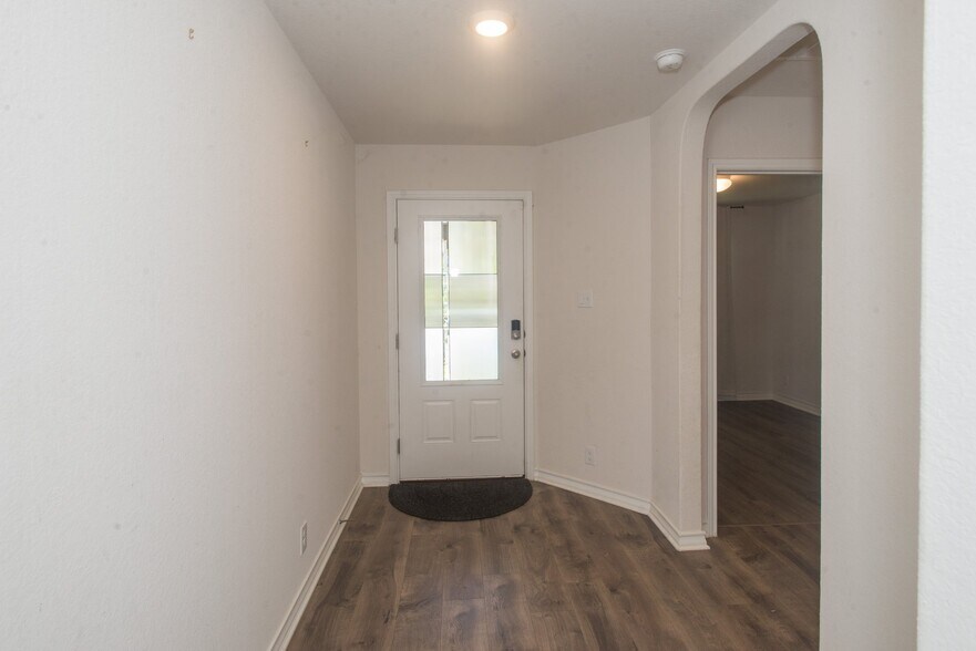Building Photo - 14059 Coquina Blfs