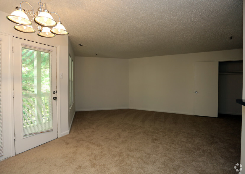 Interior Photo - Riverview Apartments