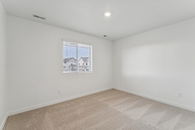 Building Photo - 8284 W Grey Alder Dr