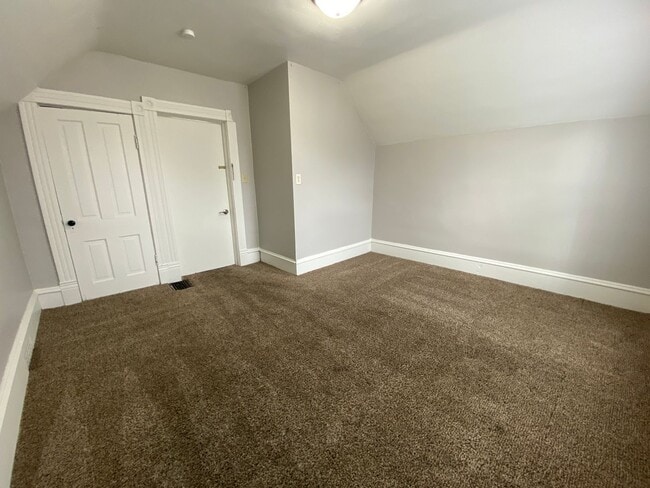 Building Photo - Beautiful 4 Bed 1.5 Bath Home in Moorhead