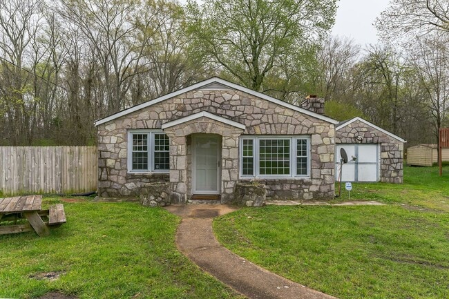 Building Photo - Two Bedroom Home For Rent