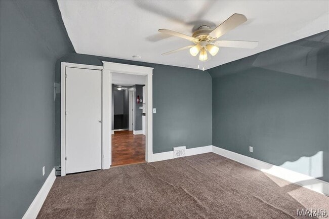 Building Photo - 221 Lebanon Ave