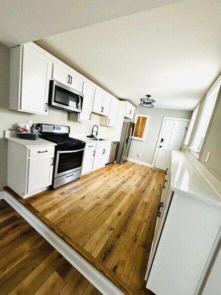 Building Photo - 2231 Orleans St