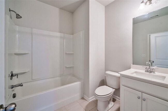 Building Photo - 2510 Great Silver Fir Aly