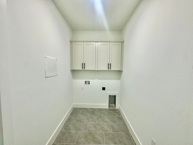 Building Photo - Brand New Construction Home in NE Cape Coral with a Pool on a Corner Lot