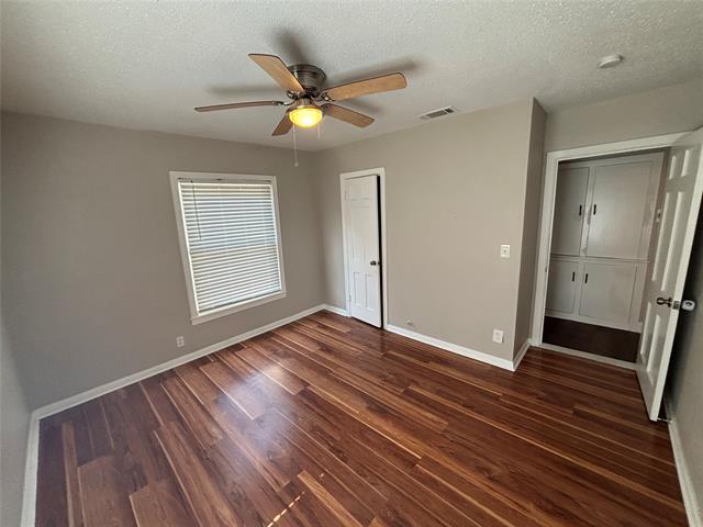 Building Photo - 7406 Llano Ave