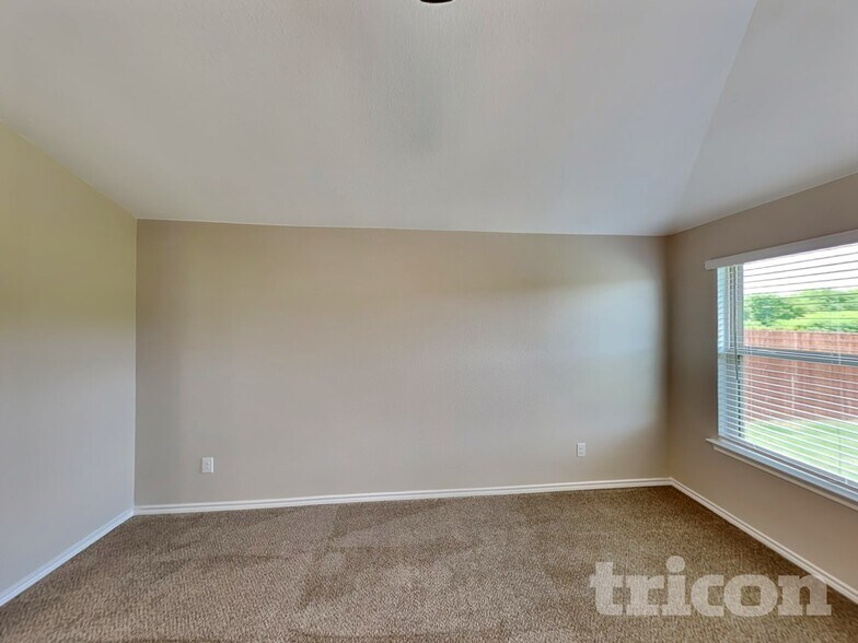 Building Photo - 9125 Nevis Dr