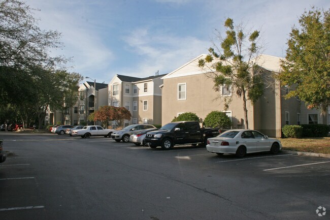 Building Photo - Waterford at Cypress Lake