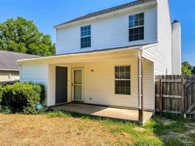 Building Photo - 7045 Weatherwood Dr