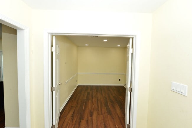 Building Photo - Renovated Ranch in Grassfield High District