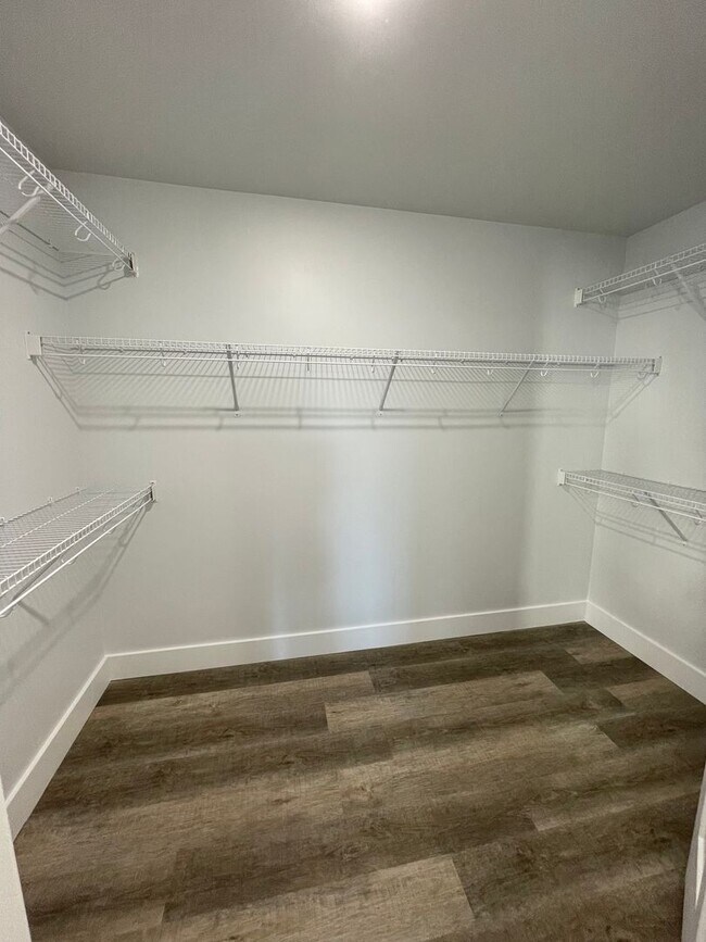 Building Photo - Beautiful Home for Rent – Modern Comforts & Great Features!